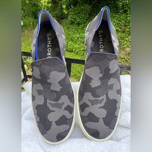 Rothy’s The Original Slip On Sneaker in Black Grey Camo Print Women’s Sz 11 EUC